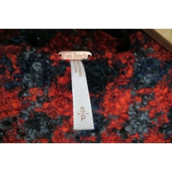 $348 FREE PEOPLE boucle baby tweed red coat S worn 3 times - Picture 5 of 7